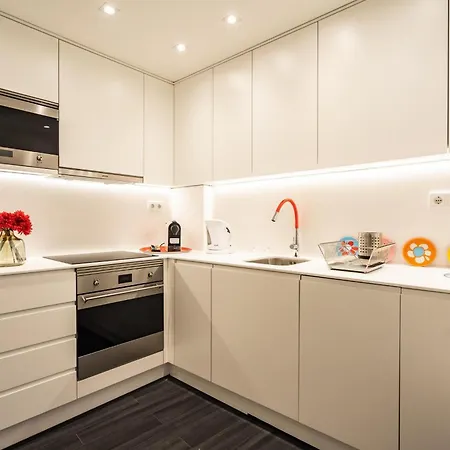 Akicity Alfama Ruby Appartement *